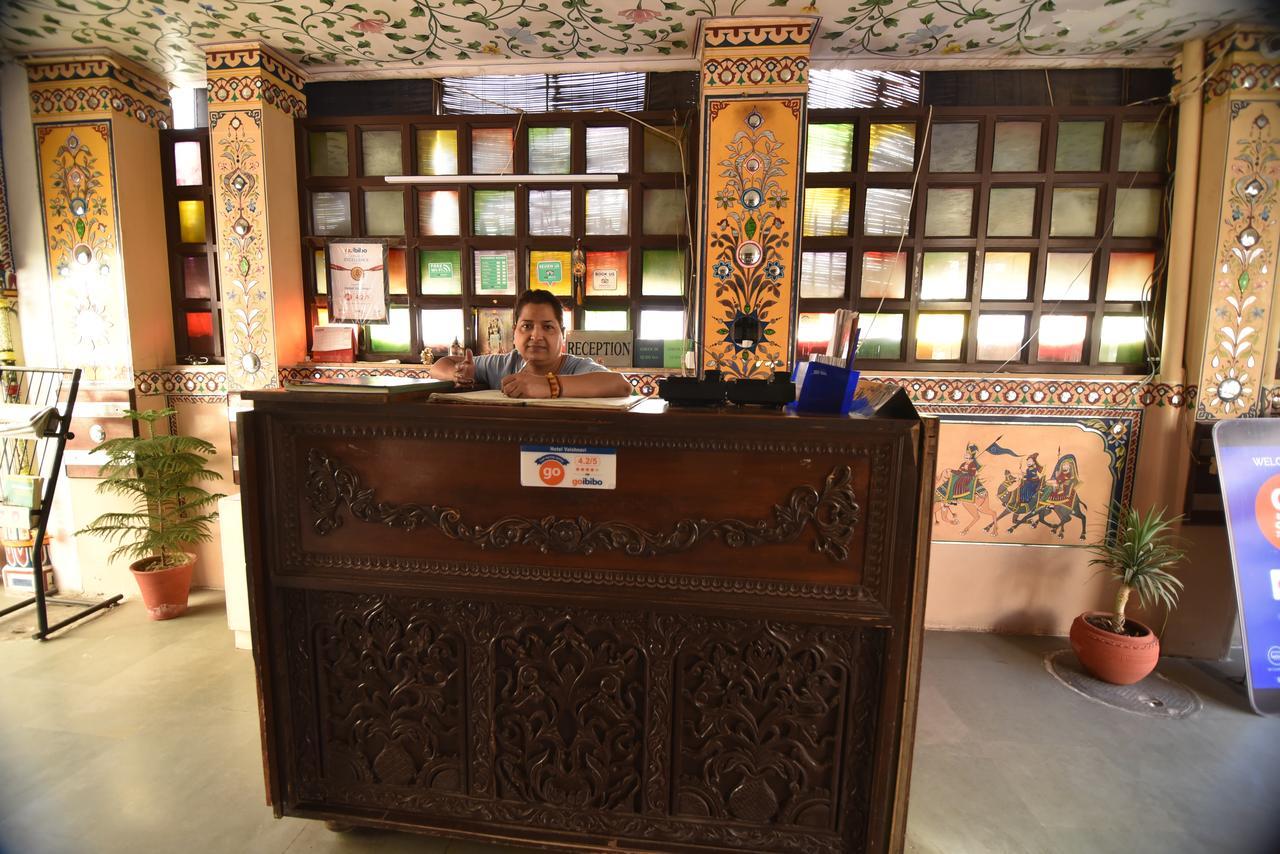 Hotel Vaishnavi Джайпур Екстериор снимка