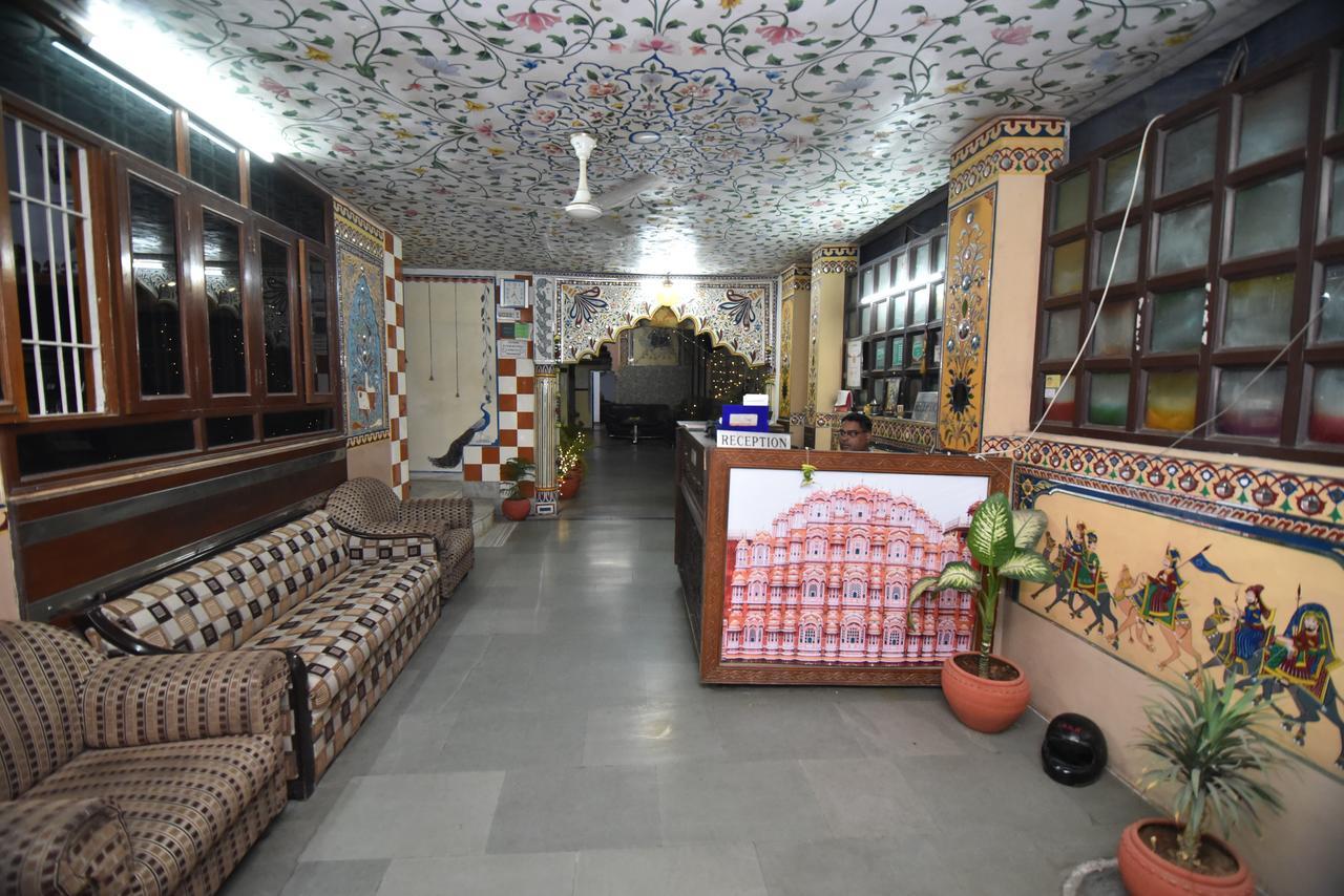 Hotel Vaishnavi Джайпур Екстериор снимка